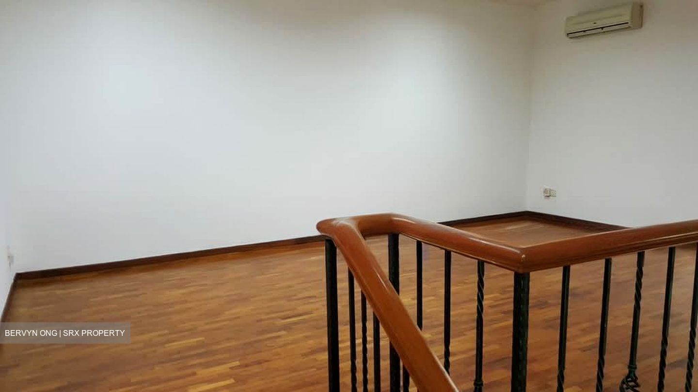 Pinewood Terrace (D25), Terrace #539763781